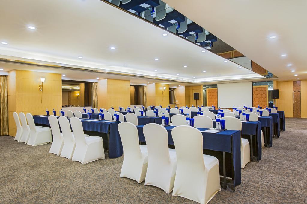 Crowne Plaza Nanjing Hotels & Suites Eksteriør billede